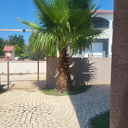 Villa Garden Vir Exterior photo